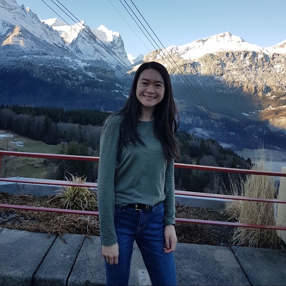 Meet your Posher, Maggie - Picture 1 of 1